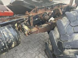 Mercedes-Benz 813 + Manual + Kipper + 4x4