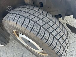 Mercedes-Benz Sprinter 319 1.9 CDI / L4 H2 / RWD / Navi / APK...