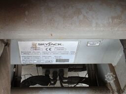 Skyjack SJ6832RT 4x4 Diesel, neuer Motor!!!