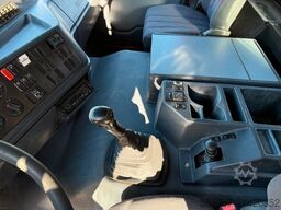 MERCEDES-BENZ 4143 Actros MP1 3-Seiten-Kipper Bordmatic 8x6