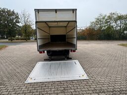 FUSO Canter 7C15 Koffer mit Ladebordwand