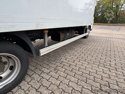 FUSO Canter 7C15 Koffer mit Ladebordwand