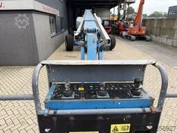 GENIE S-125 Telescoop hoogwerker / boomlift 4x4x4 DEUTZ DIESEL 4200uur 40,1M Werkhoogte 2007