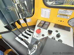 Combilift C4000 GAS DUPLEX 4600 FREE-LIFT CABIN