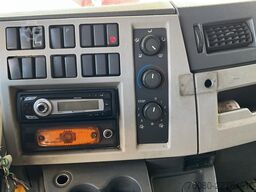 Volvo FL 240 (BOITE MANUELLE / MANUAL GEARBOX / CAMIO...