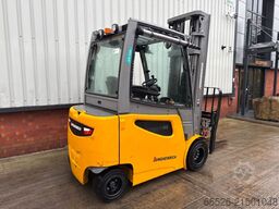 Jungheinrich EFG 430 / ZVG+SS / 2661 Std.