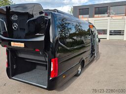 MERCEDES-BENZ 519 Sunset S 4 Ferqui Lagerfahrzeug Stock