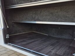 MERCEDES-BENZ 30 Sitzer Schul- Transferbus 519 Lagerfahrzeug