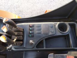 DOOSAN D90S-5 / 9 ton