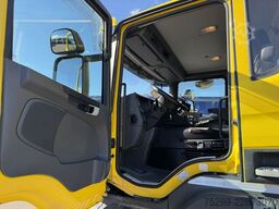 Scania P 450 10x4 Hiab Multilift