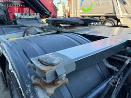 Iveco Stralis 420 X-WAY + HMF 5020K-RCS 6x TREKKER + ...