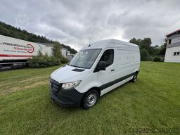 Mercedes-Benz Sprinter III 214 L2H2
