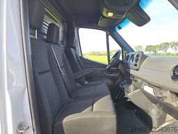 MERCEDES-BENZ SPRINTER 317 L2H2 RWD Automaat Mbux Camera 3 Zi...
