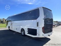 MAN R 07 Lions Coach
