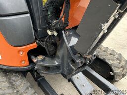 Hitachi ZX33U-6 (7789)