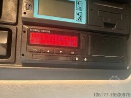 Renault D 12  220 / 264728 km