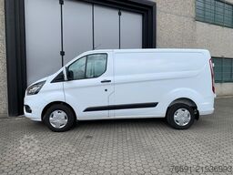 Ford Custom 280 Van L1   Km solo 88.000