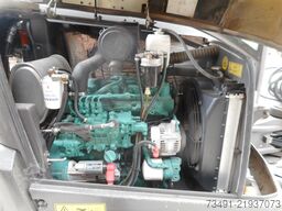 Volvo ECR50D mit POWERTILT