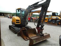 Volvo ECR50D mit POWERTILT