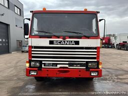 Scania 82 - 210 (LAMES / STEEL SUSP. / POMPE MANUELLE ...