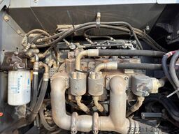 Hitachi ZX 350 LC-6 (Comes with 2 Buckets)