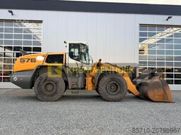 Liebherr L 576 Xpower