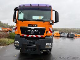 MAN 28.320 6x4-4 BL Winterdienst Lift- Lenkachse