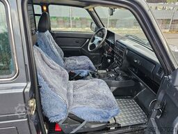 LADA Taiga 4x4 -1. Hand-AHK-Bügel-Dachgepäckträger