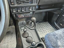 LADA Taiga 4x4 -1. Hand-AHK-Bügel-Dachgepäckträger