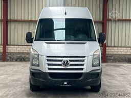 VOLKSWAGEN Crafter 2.5 TDi Maxi 9Sitze + Lift ENGINE BROKEN