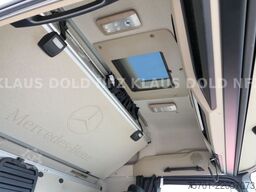 MERCEDES-BENZ Actros 1846 BigSpace Kässbohrer Komplettzug