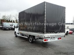 RENAULT Pritsche Plane mit Schlafkabine