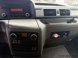 MAN 8.180 TGL BL Schiebeplane Klima 3 Sitzer