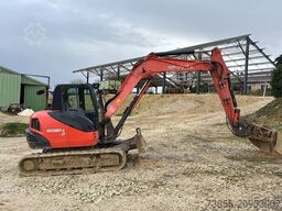Kubota KX080-4 with 3 excavator buckets