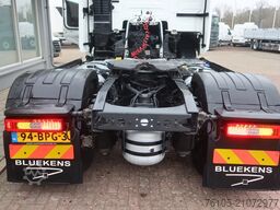 Volvo FH 4x2 bed 2x Holland Truck