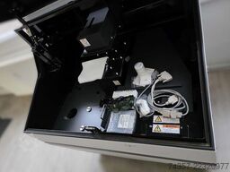 Shimadzu SolidSpec-3700 UV-VIS-NIR