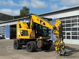  M323F 4x4 Zweiwegebagger