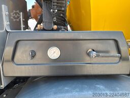 MAN 35.400 8x4 BB CH Betonmischer Liebherr