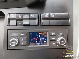 MERCEDES-BENZ Tourismo RHD, 55 Sitze, Euro 6