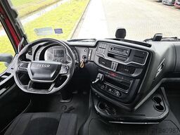 IVECO S-WAY AS440S48