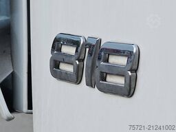 MERCEDES-BENZ ATEGO Bakwagen Laadklep