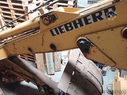 Liebherr A 921 C