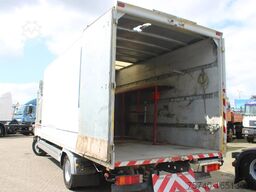 Mercedes-Benz Atego 1218 + EURO 5 + manual