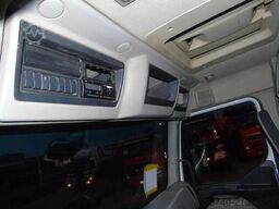 Renault Kerax 410DXI + 8X4 + MANUAL + SPRING