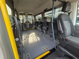 VW Crafter 2.0 TDI/ DSG/ Wheelchair/ 8+1