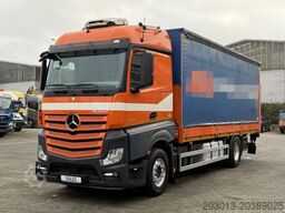 MERCEDES-BENZ Actros 4x2 Pritsche Plane Laderampe + Anhänger