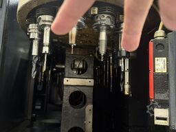 DECKEL MAHO DMU 60 evo