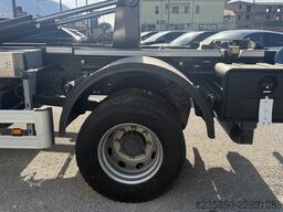 S&F GmbH - Siebmaschinen und Fördertechnik S&F GmbH - Siebmaschinen und Fördertechnik S&F GmbH - Siebmaschinen und Fördertechnik