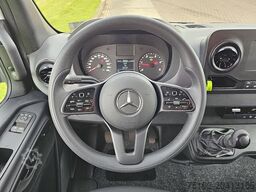 MERCEDES-BENZ SPRINTER 317 L2H2 Mbux Navi RWD!