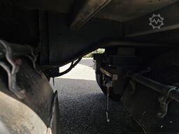 PACTON T2-001 STEERING AXLE/LOADING LIFT/ BPW DRUM.